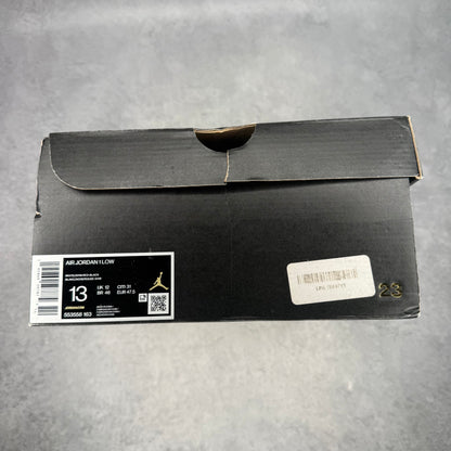 Jordan 1 Low Bulls *pre-owned* SIZE 13