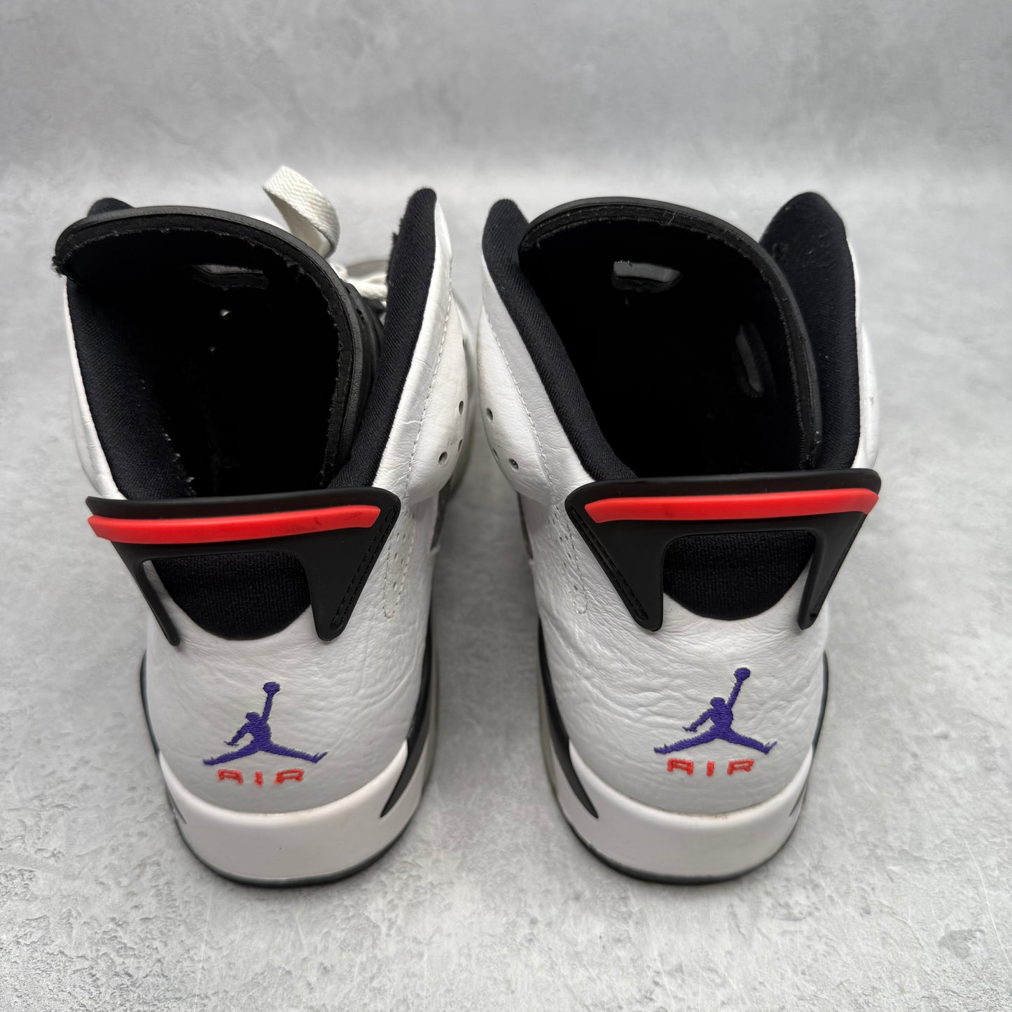 Jordan 6 Retro Flight Nostalgia *pre-owned* SIZE 10