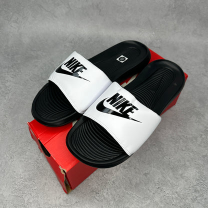 Nike Victori One Slide White Black