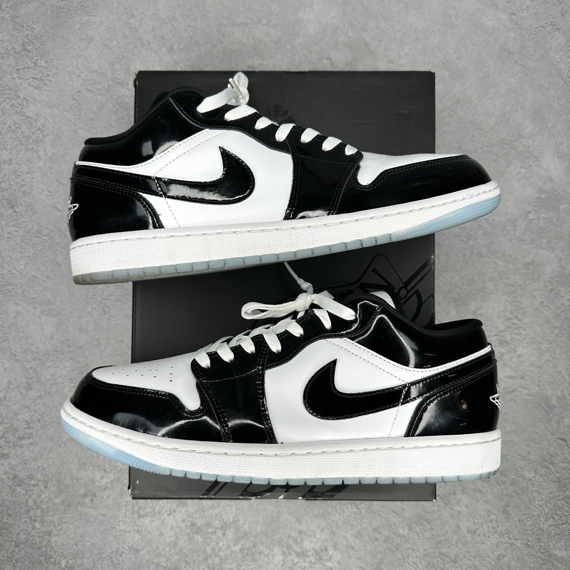 Jordan 1 Low SE Concord *pre-owned* SIZE 11