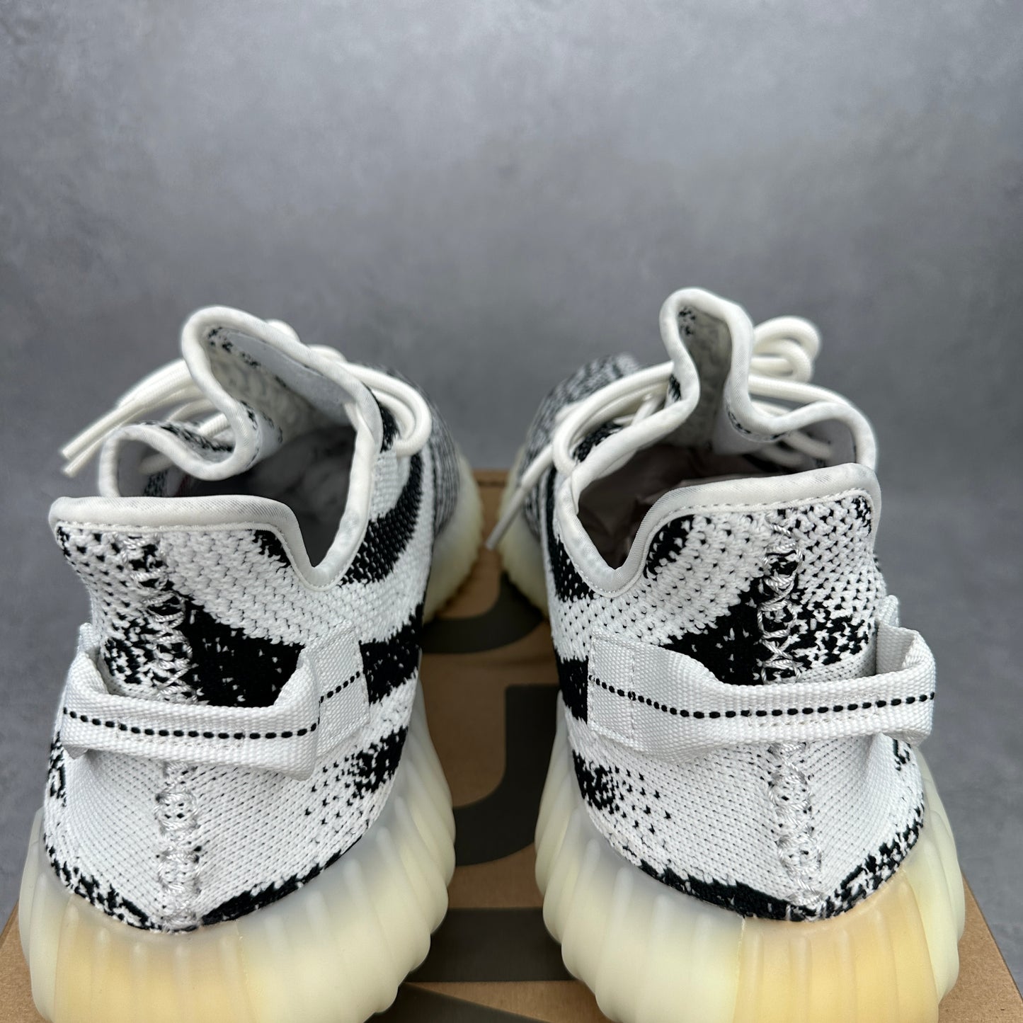 adidas Yeezy Boost 350 V2 Zebra