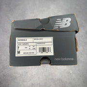 New Balance 990 Black *pre-owned* SIZE 7