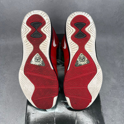 Nike LeBron 8 V/2 Christmas *pre - owned* SIZE 10.5 - Kicks Collective PA - Nike - 429676-600 - Men's Shoes - 10.5M/12W - Pre - Owned