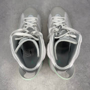 Jordan 6 Retro Mint Foam (Women's) *pre-owned* SIZE 9