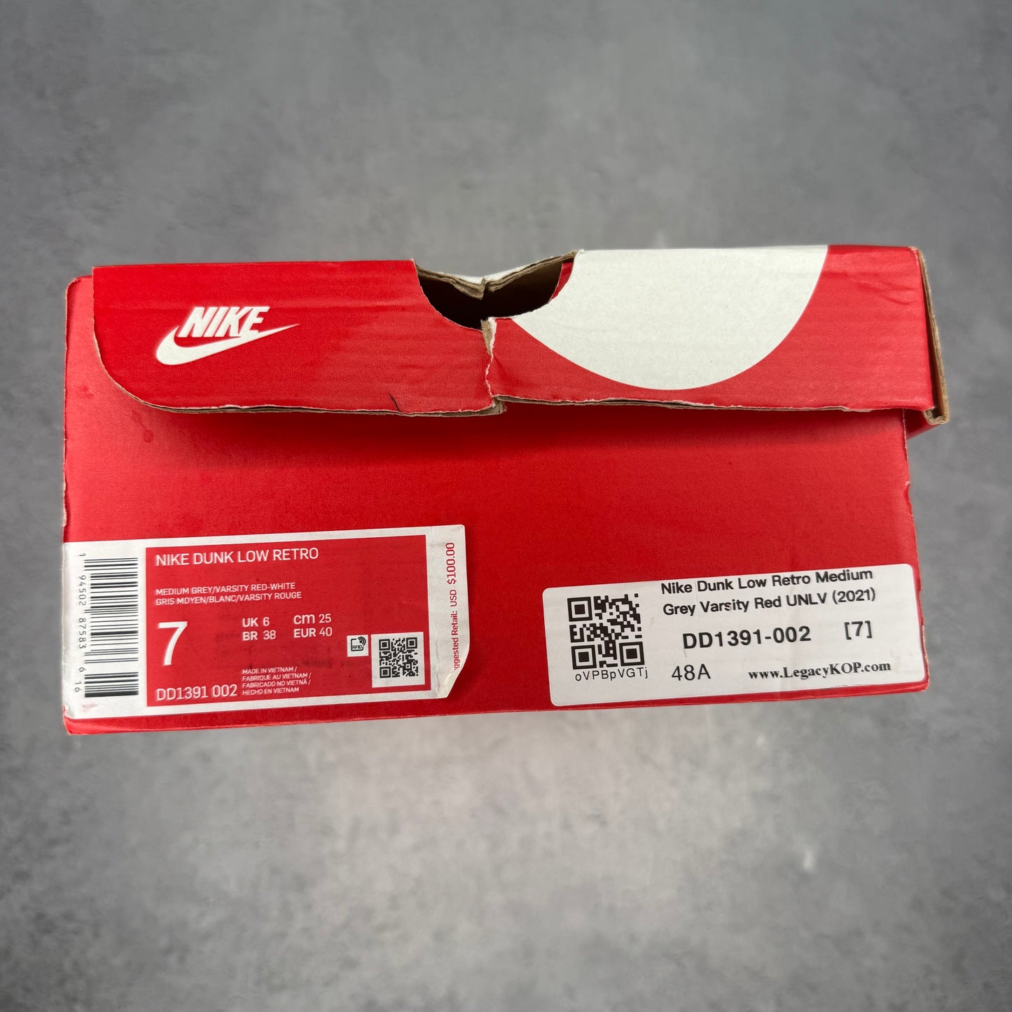 Nike Dunk Low Retro UNLV (2021) *pre-owned* SIZE 7