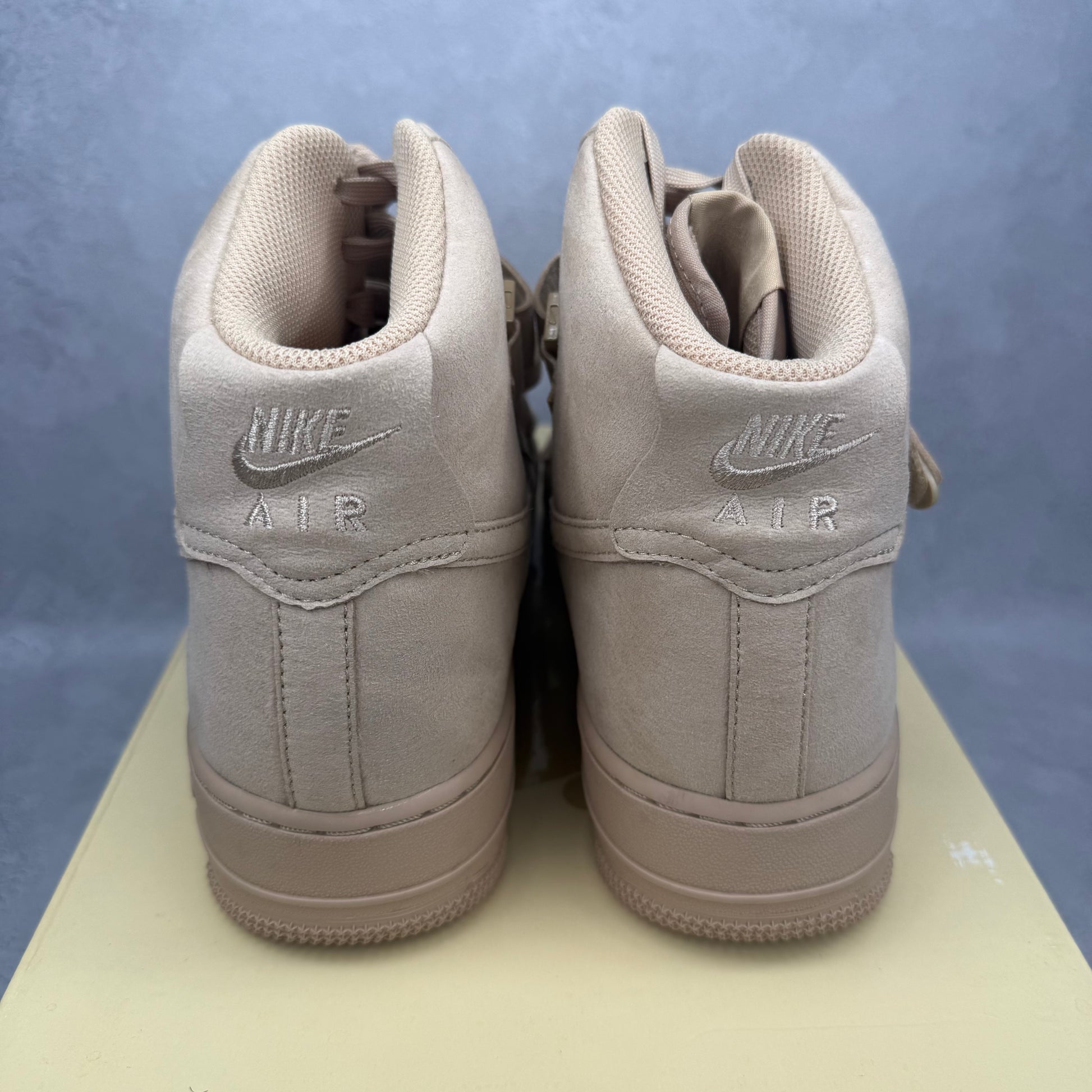 Nike Air Force 1 High '07 SP Billie Eilish Mushroom *pre-owned* SIZE 9.5