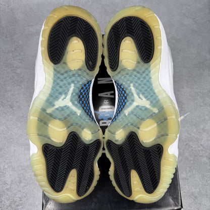 Jordan 11 Retro Low Legend Blue *pre-owned* SIZE 10.5