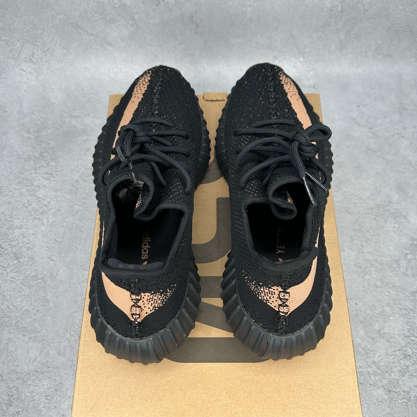 adidas Yeezy Boost 350 V2 Core Black Copper VNDS *pre-owned* SIZE 12