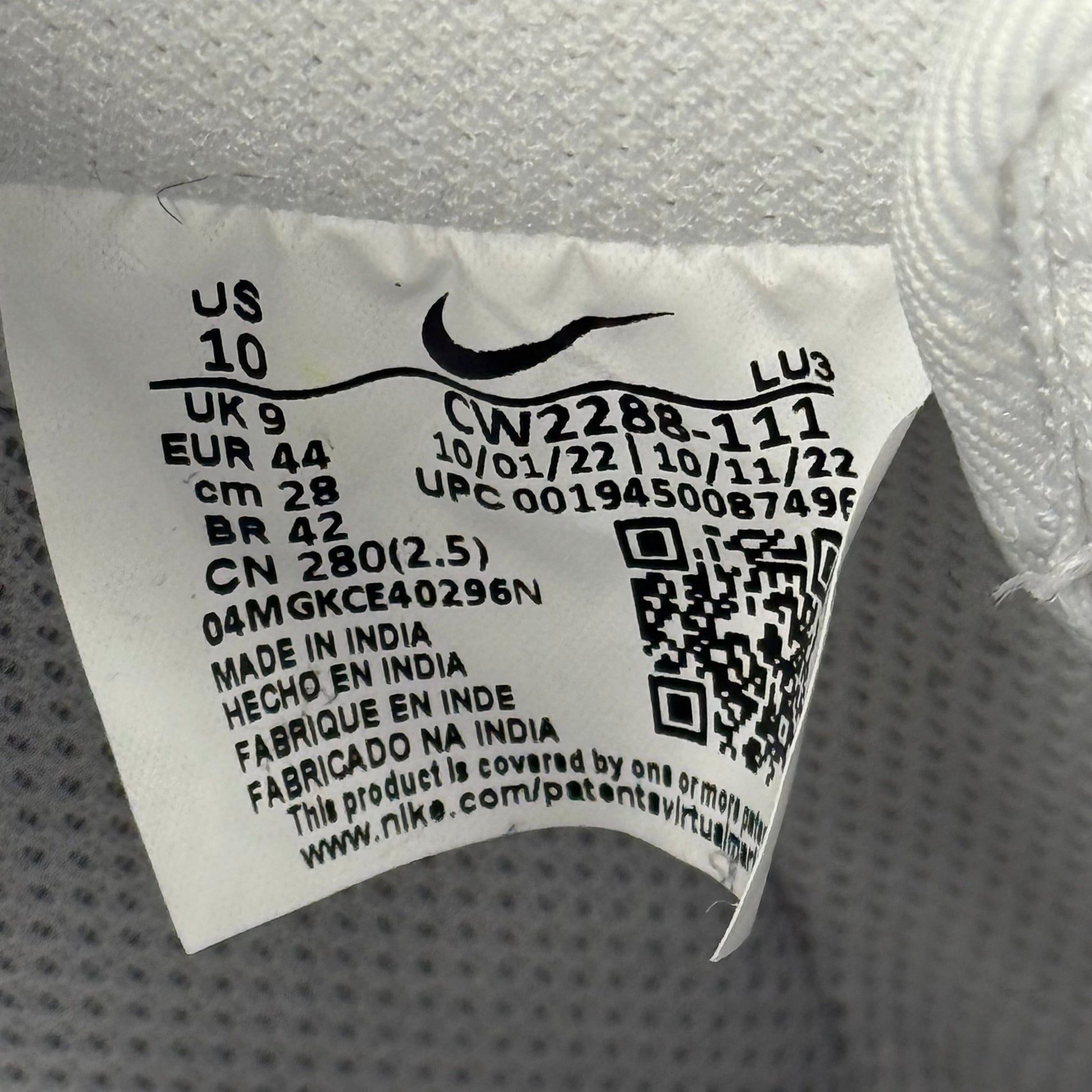 Nike Air Force 1 Low '07 White *pre - owned* SIZE 10 - Kicks Collective PA - Nike - 315122-111/CW2288-111 - Men's Shoes - 10M/11.5W - Pre - Owned