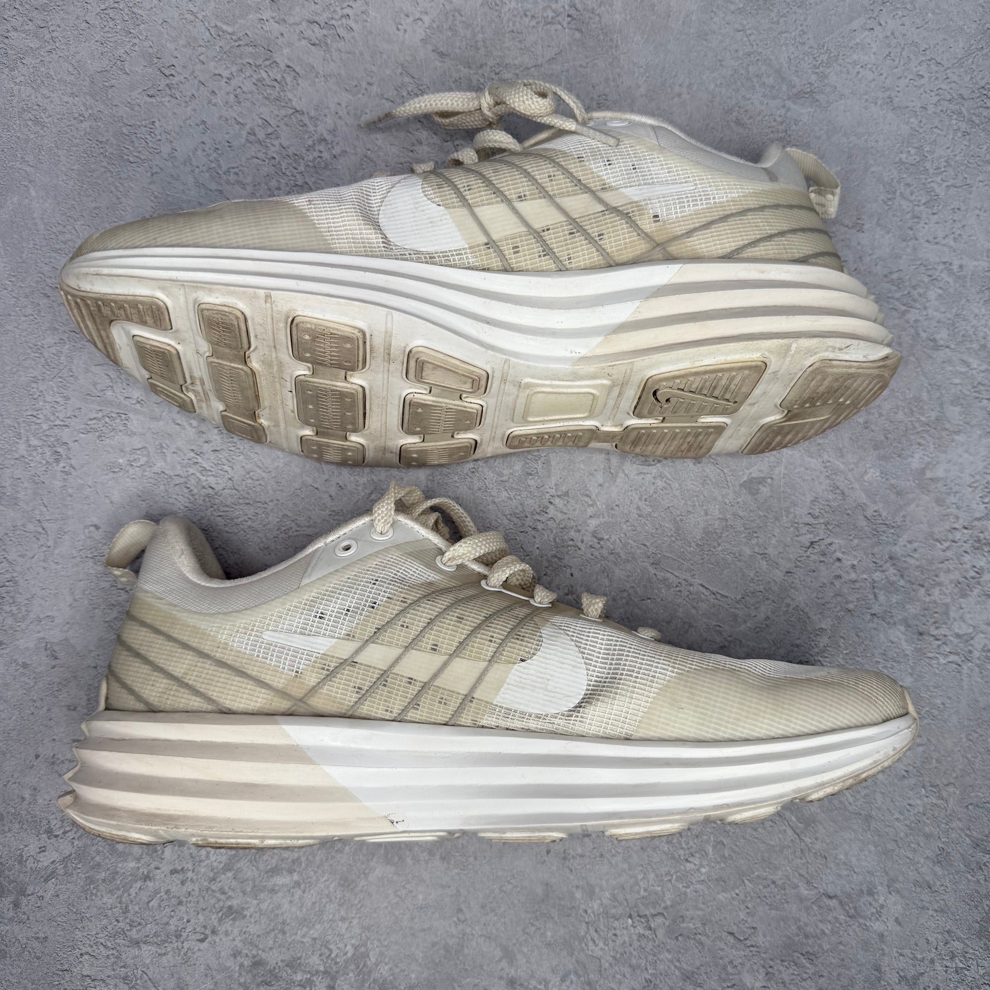 Nike Lunar Roam Phantom Light Bone *pre-owned* SIZE 10.5