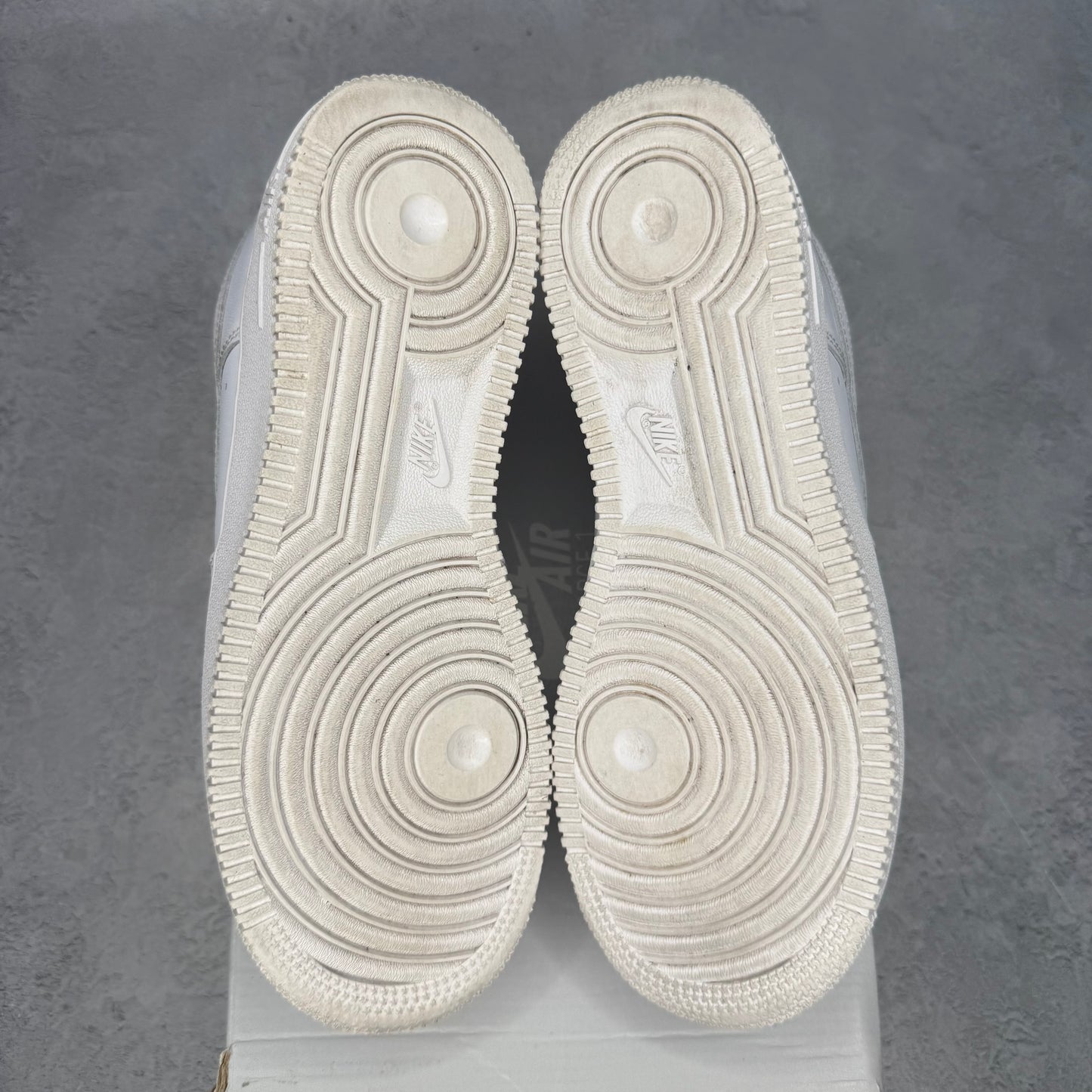 Nike Air Force 1 Low '07 White (Women's) *pre-owned* SIZE 8W