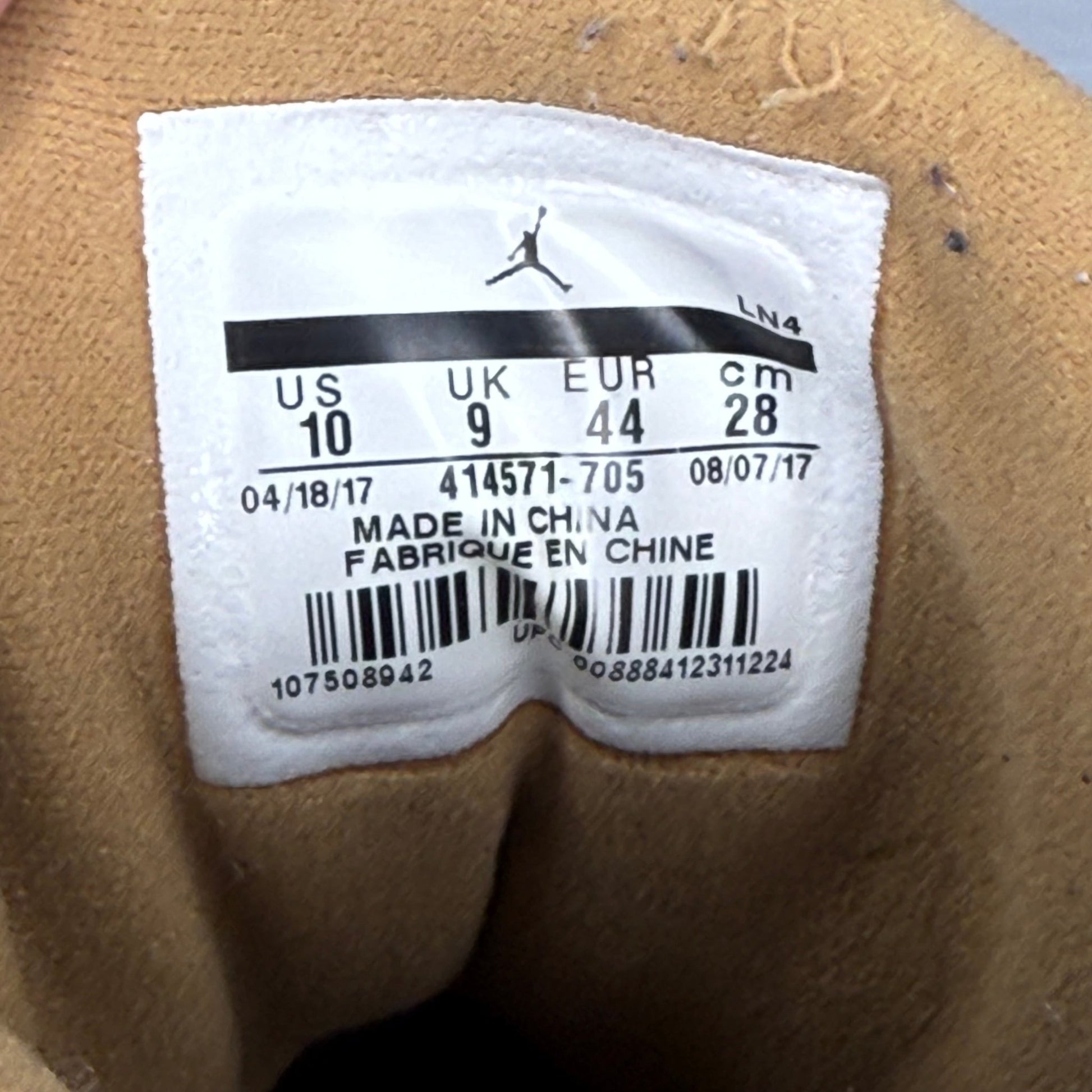 Jordan 13 Retro Wheat *pre - owned* SIZE 10 - Kicks Collective PA - Jordan - 414571-705 - Men's Shoes - 10M/11.5W - Pre - Owned