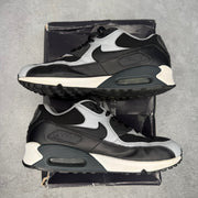 Nike Air Max 90 Black Wolf Grey *pre-owned* SIZE 9
