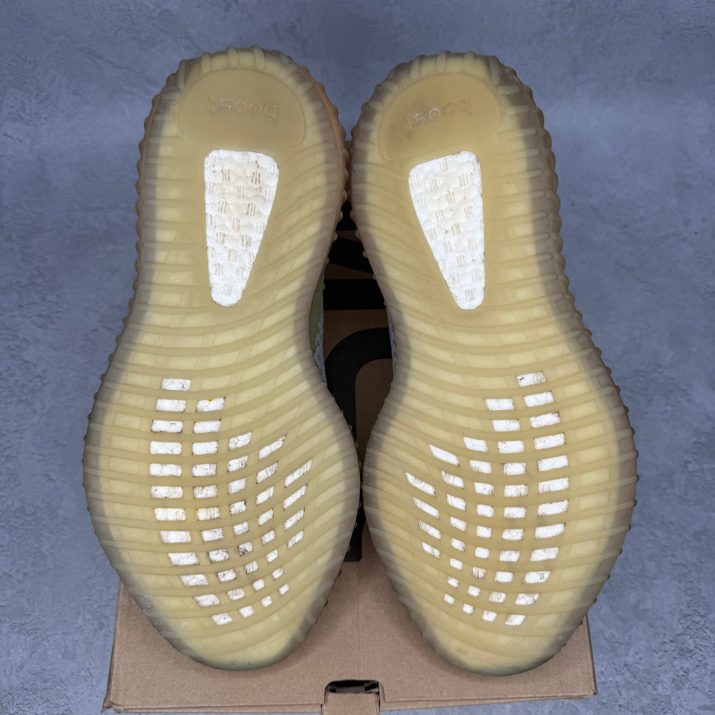 adidas Yeezy Boost 350 V2 True Form *pre-owned* SIZE 9.5