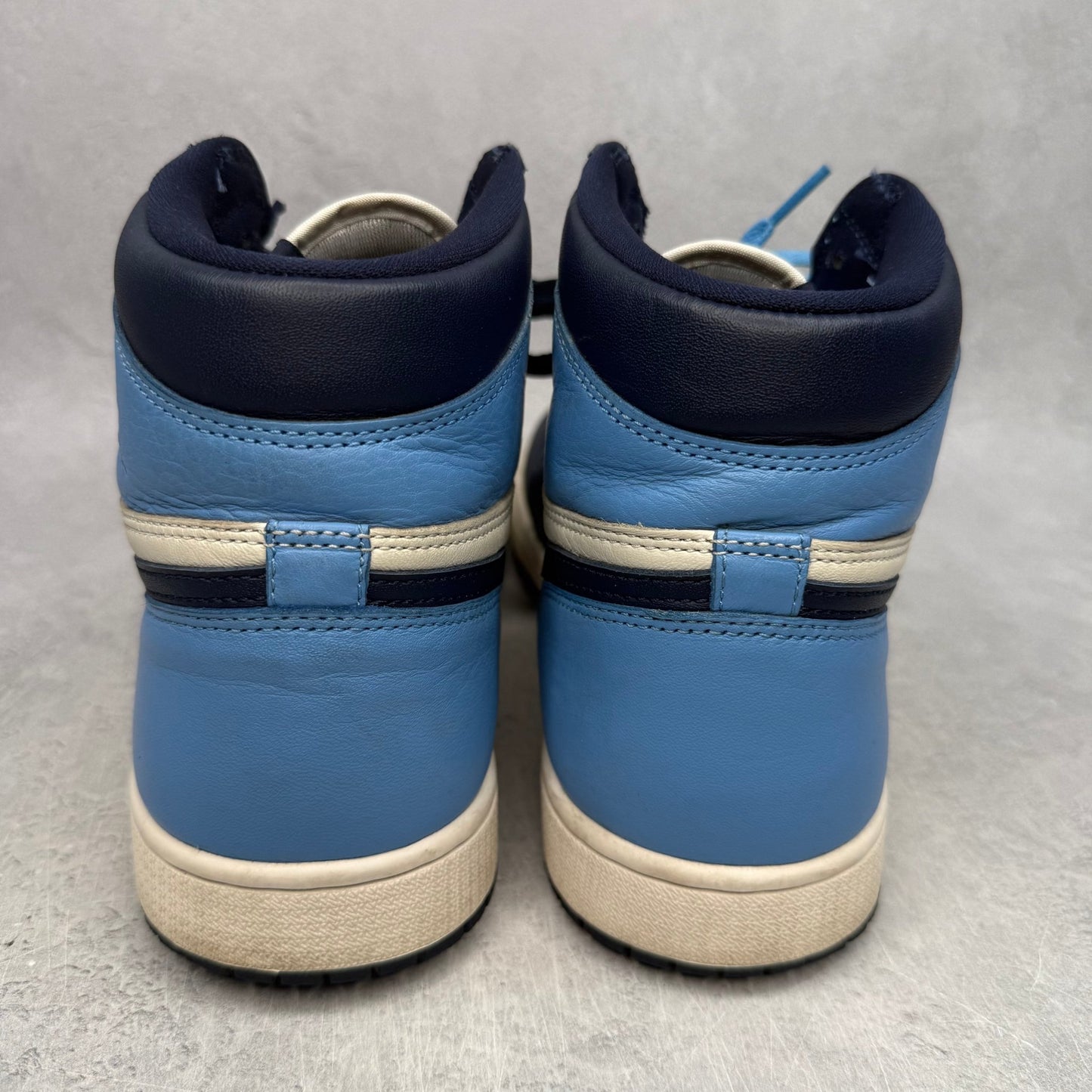 Jordan 1 Retro High Obsidian *pre - owned* SIZE 11 - Kicks Collective PA - Jordan - 555088-140 - Men's Shoes - 11M/12.5W - Pre - Owned - No Box