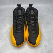 Jordan 12 Retro Black University Gold *pre-owned* SIZE 8