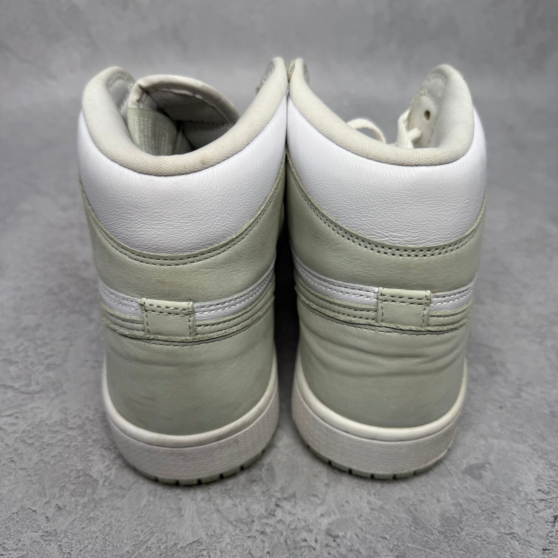 Jordan 1 Retro High OG Seafoam (Women's) *pre - owned* SIZE 10.5W - Kicks Collective PA - Jordan - CD0461 - 002 - Women's Shoes - 9M/10.5W - Pre - Owned