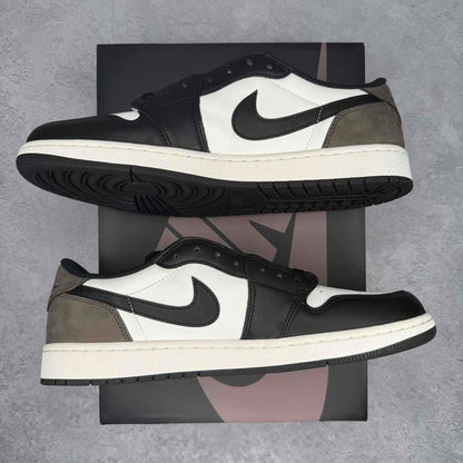 Jordan 1 Retro Low OG Mocha