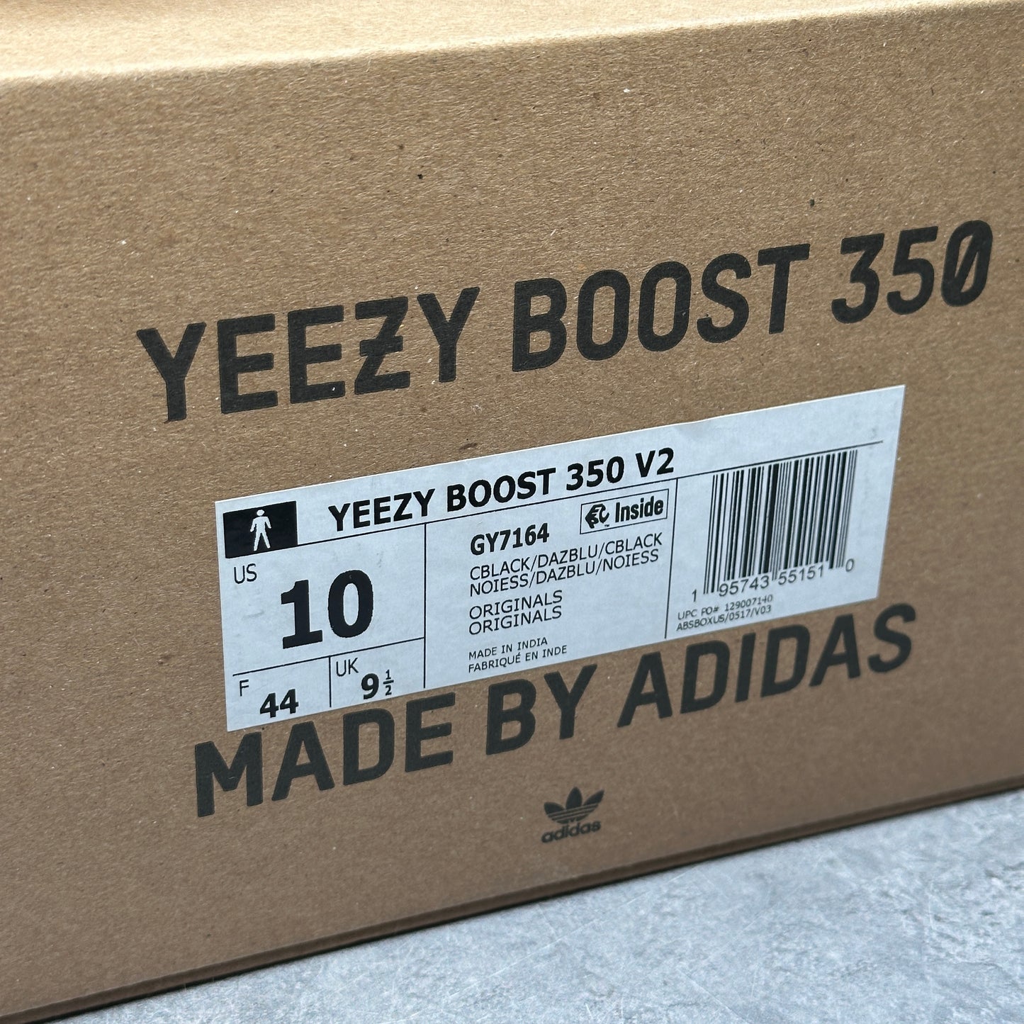 adidas Yeezy Boost 350 V2 Dazzling Blue *pre-owned* SIZE 10