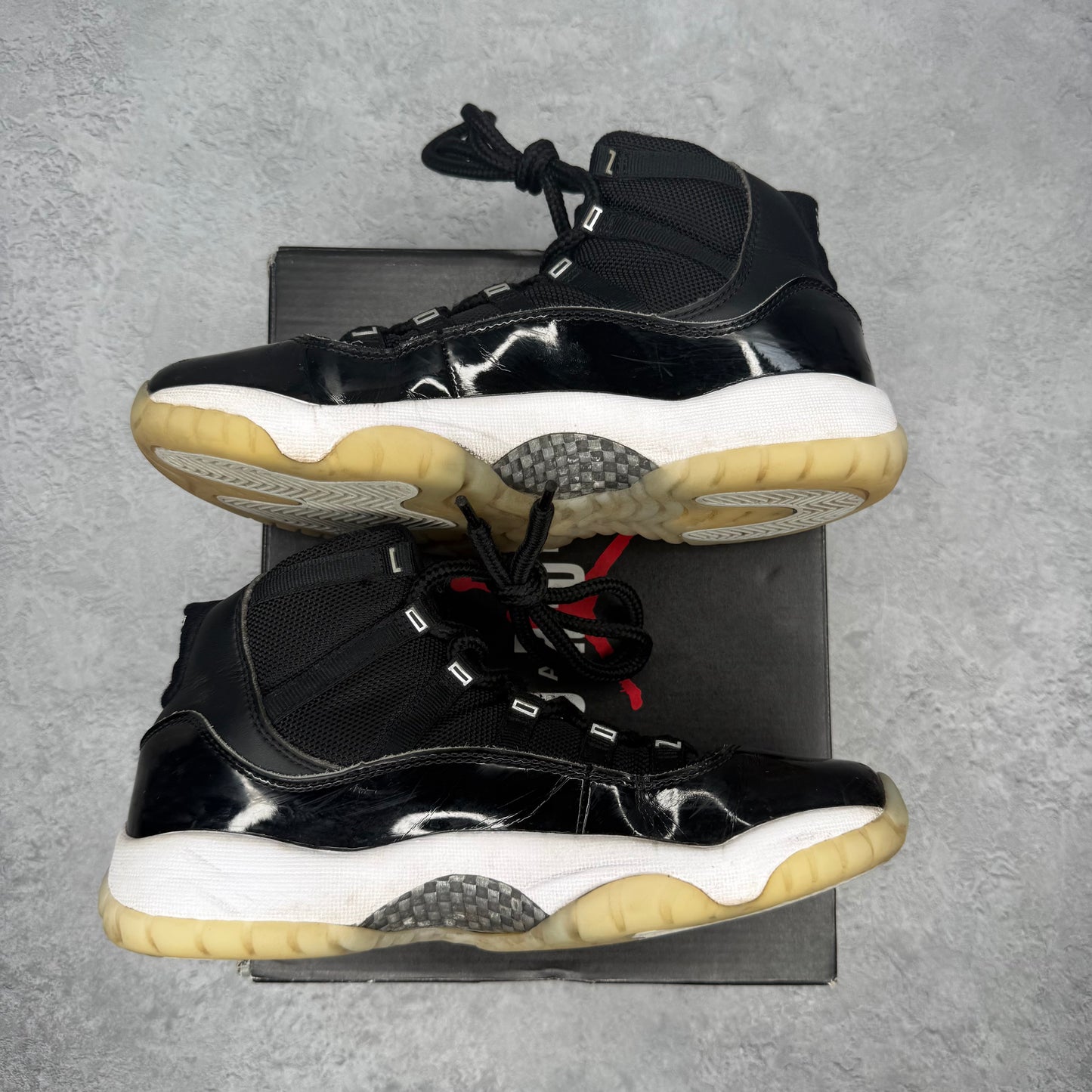 Jordan 11 Retro Jubilee (GS) *pre-owned* SIZE 5Y