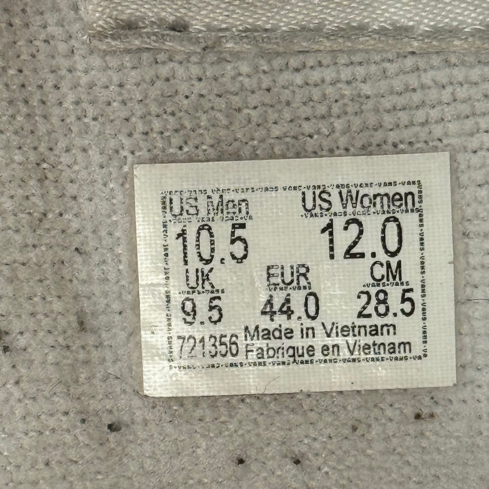 Vans Knu Skool Navy White *pre-owned* SIZE 10.5