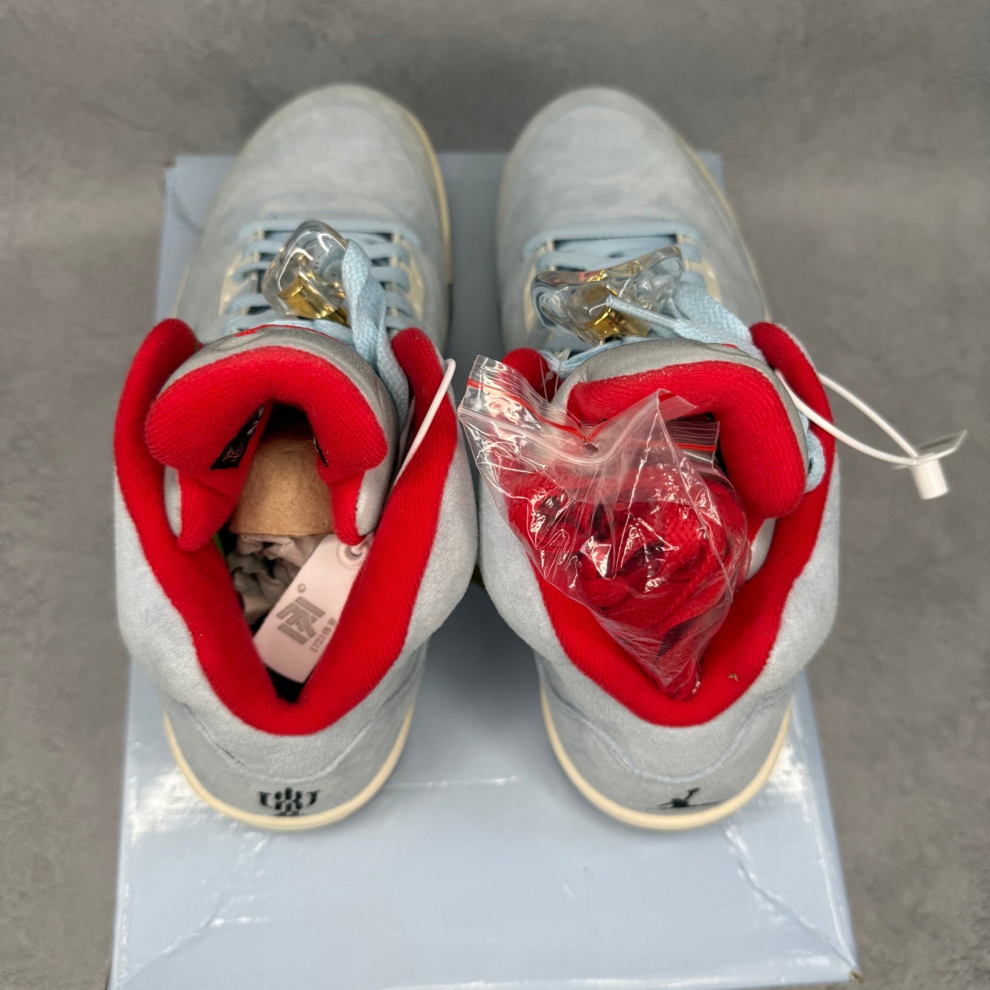 Jordan 5 Retro Trophy Room Ice Blue *yellowed* - Kicks Collective PA - Jordan - CI1899-400 - Men's Shoes - 12M/13.5W - Brand New - Original Box (Damaged)