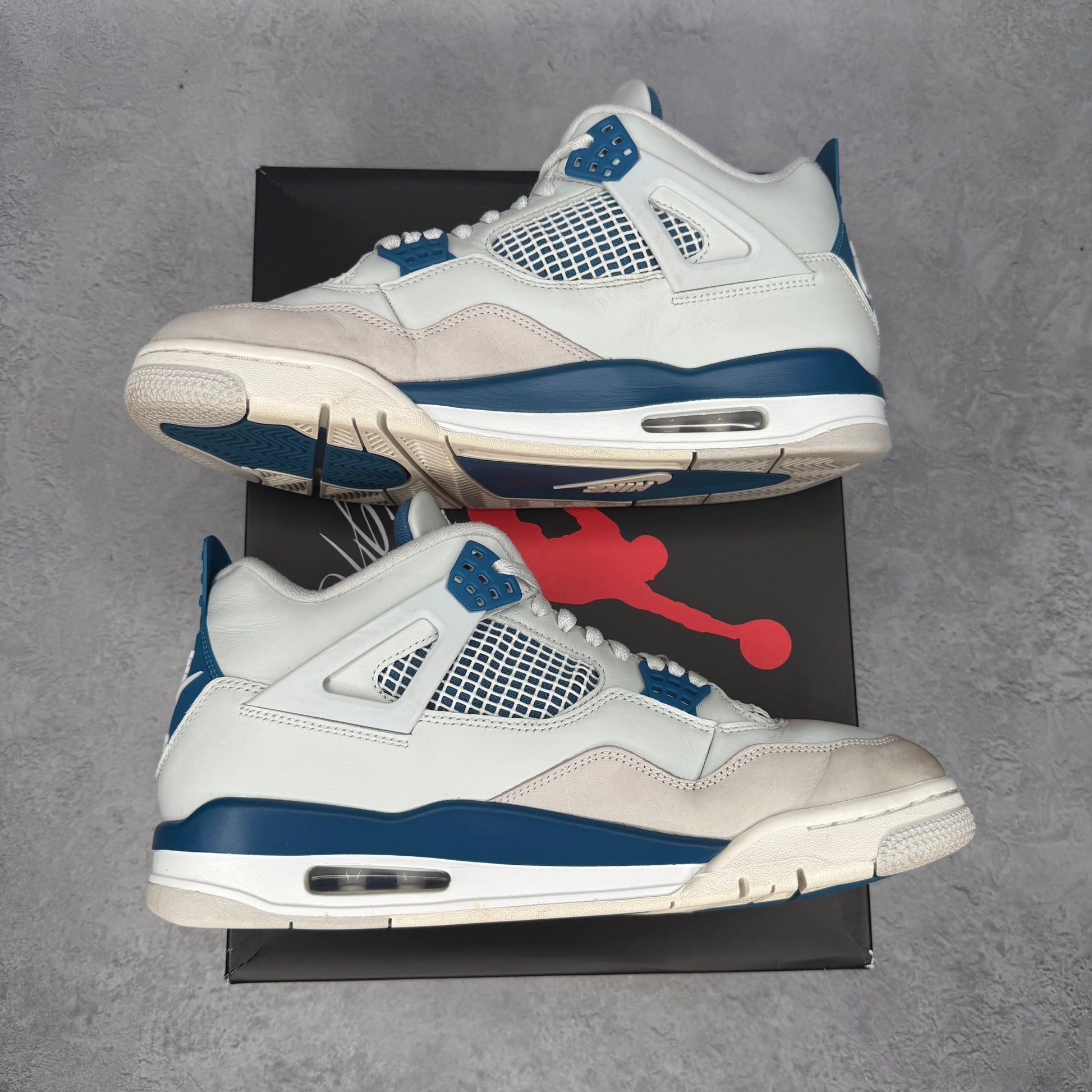 Jordan 4 Retro Military Blue (2024) *pre - owned* SIZE 11.5 - Kicks Collective PA - Jordan - FV5029-141 - Men's Shoes - 11.5M/13W - Pre - Owned