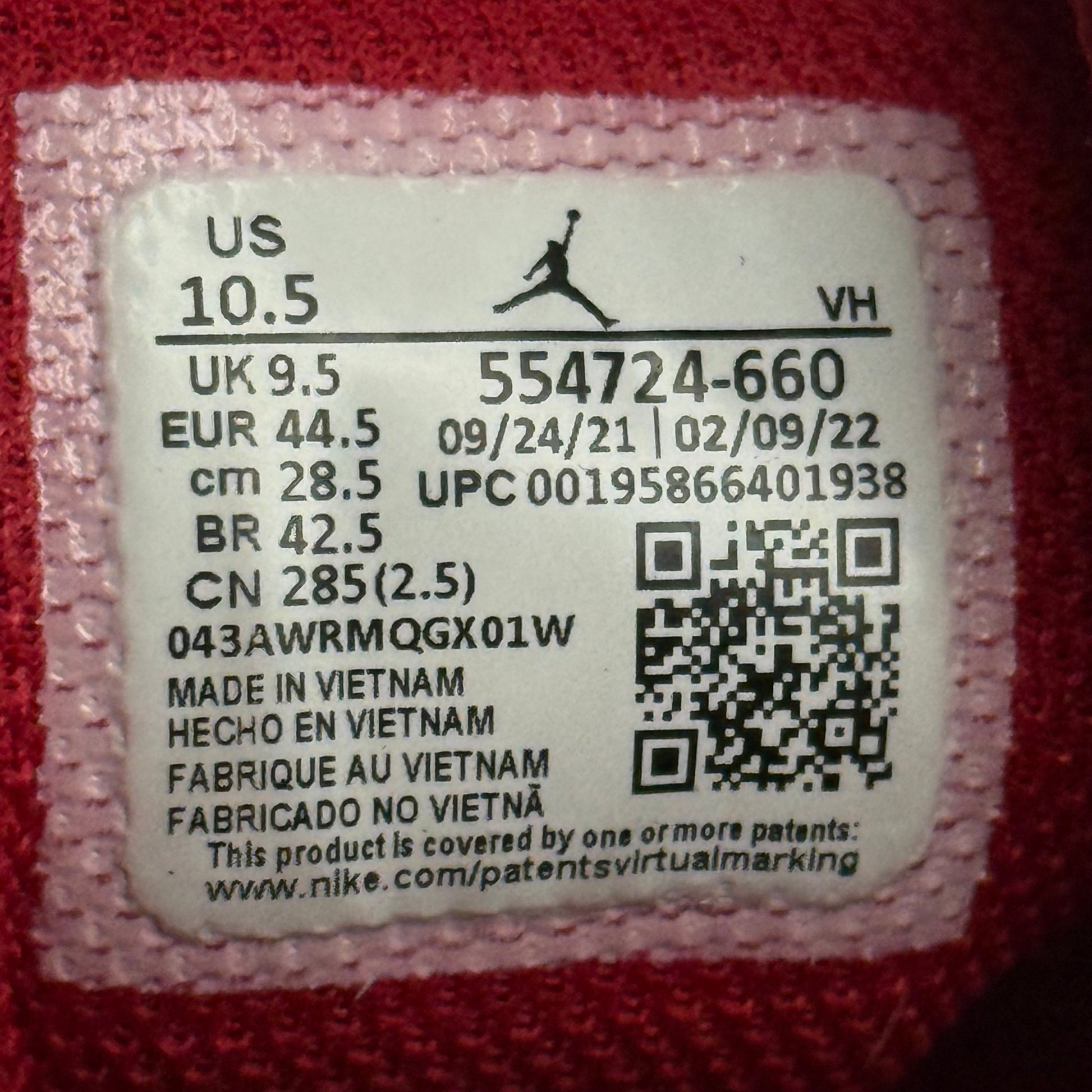 Jordan 1 Mid Reverse Bred (2021) *pre - owned* SIZE 10.5 - Kicks Collective PA - Jordan - 554724-660 - Men's Shoes - 10.5M/12W - Pre - Owned - No Box