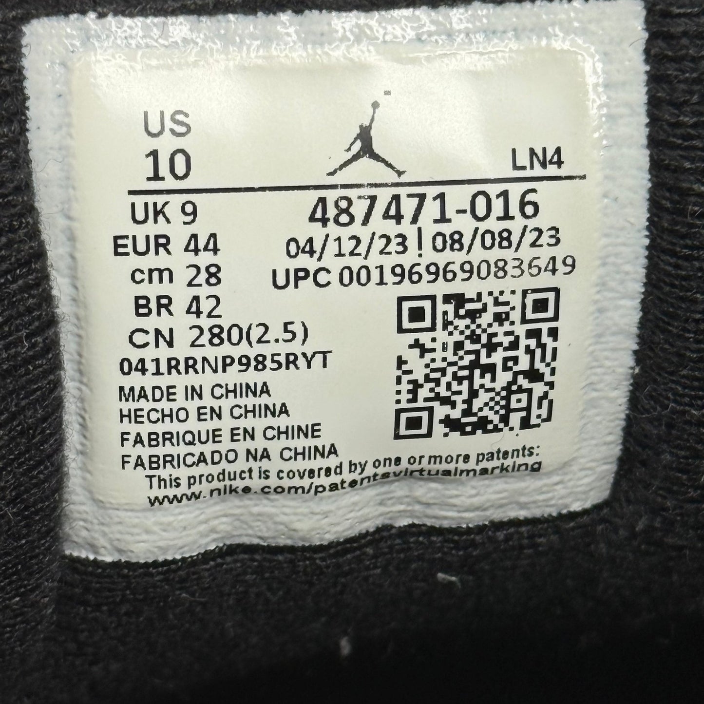 Jordan 14 Retro Black White *pre - owned* SIZE 10 - Kicks Collective PA - Jordan - 487471-016 - Men's Shoes - 10M/11.5W - Pre - Owned - No Box