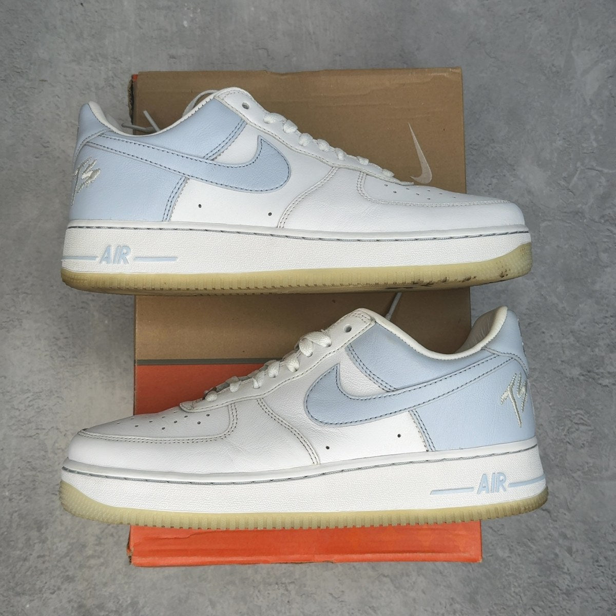 Nike Air Force 1 Low QS Terror Squad Loyalty 9.5 (Pre-Owned) - front