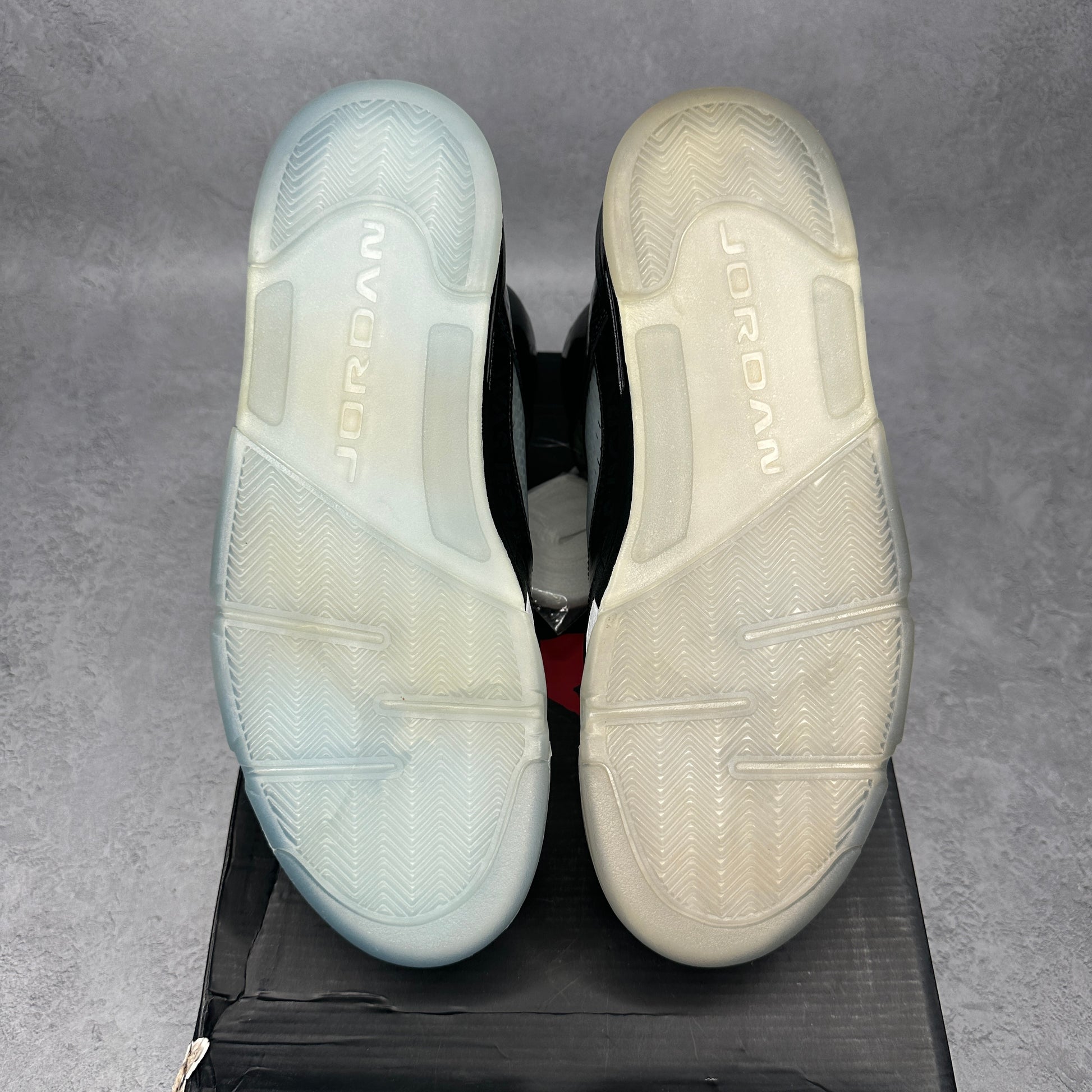 Jordan 5 Retro Doernbecher