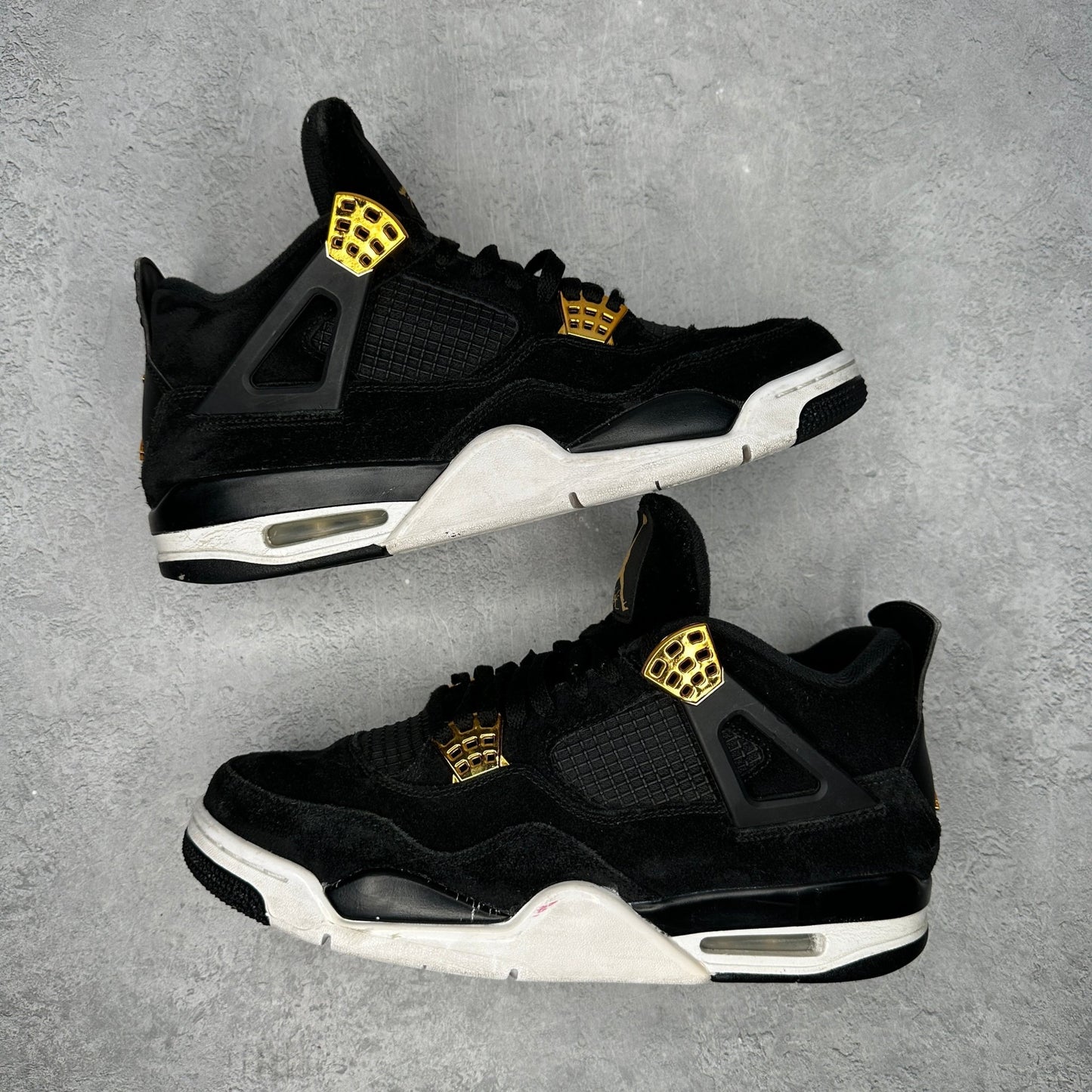 Jordan 4 Retro Royalty *pre - owned* SIZE 11 - Kicks Collective PA - Jordan - 308497-032 - Men's Shoes - 11M/12.5W - Pre - Owned - No Box