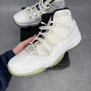 Jordan 11 Retro Legend Blue (2014) *pre-owned* SIZE 10