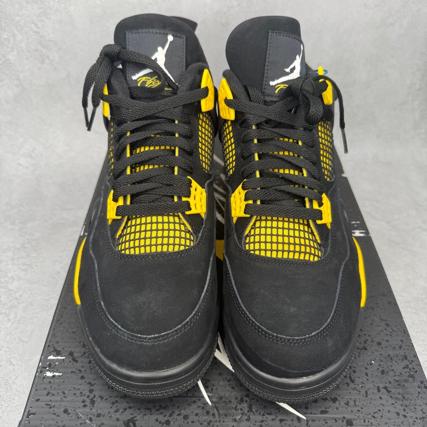 Jordan 4 Retro Thunder (2023) - Kicks Collective PA - Jordan - DH6927 - 017 - Men's Shoes - 12.5M/14W - Brand New