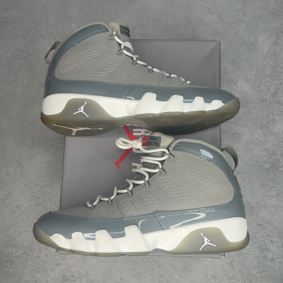 Jordan 9 Retro Cool Grey (2025) 10.5 (Pre-Owned) - Kicks Collective PA - Jordan - HV4794-011-10.5-PO-4 - Pre-Owned Sneakers - 10.5M / 12W