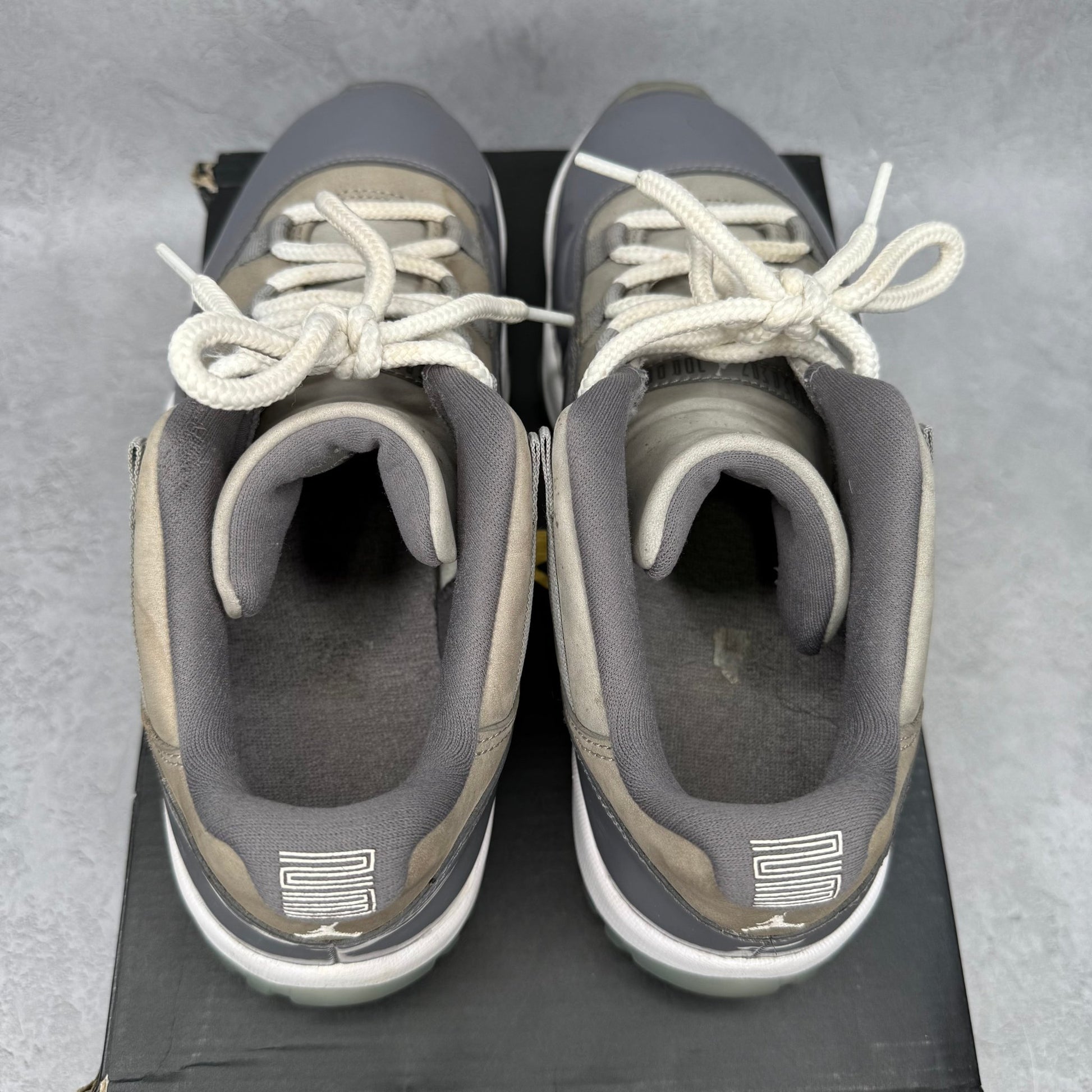 Jordan 11 Retro Low Cool Grey *pre - owned* SIZE 11 - Kicks Collective PA - Jordan - 528895-003 - Men's Shoes - 11M/12.5W - Pre - Owned