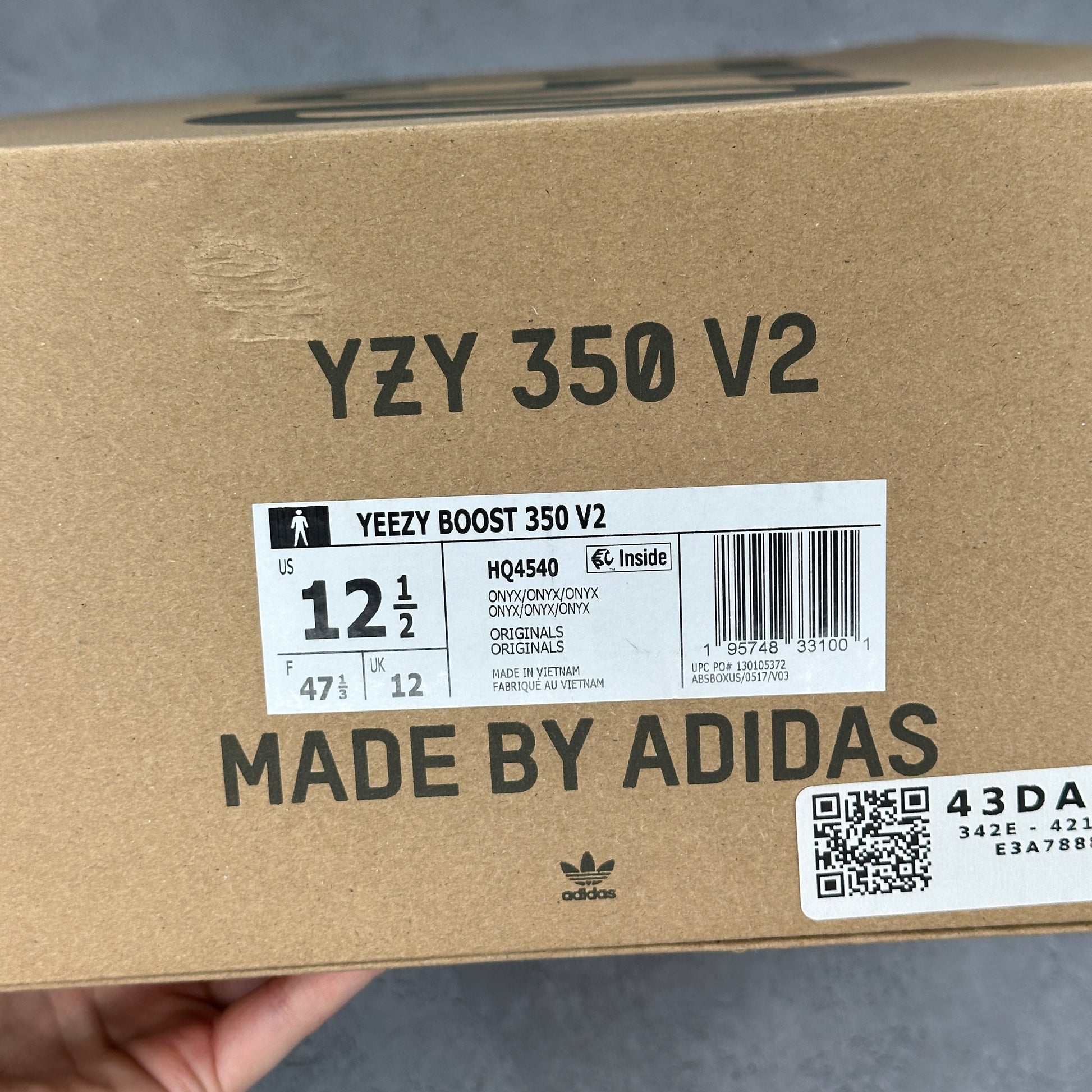 adidas Yeezy Boost 350 V2 Onyx