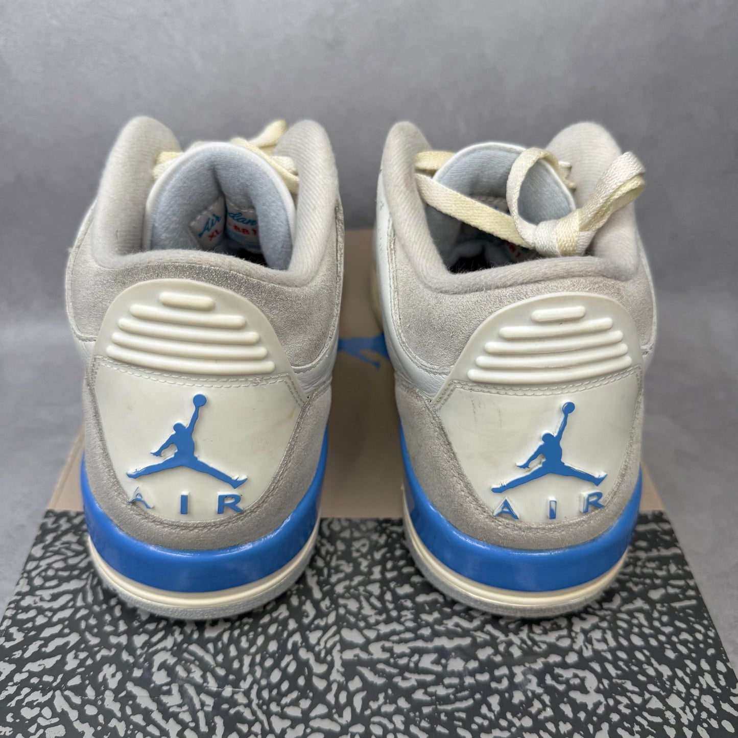 Jordan 3 Retro Lucky Shorts *pre - owned* SIZE 11 - Kicks Collective PA - Jordan - CT8532-101 - Men's Shoes - 11M/12.5W - Pre - Owned