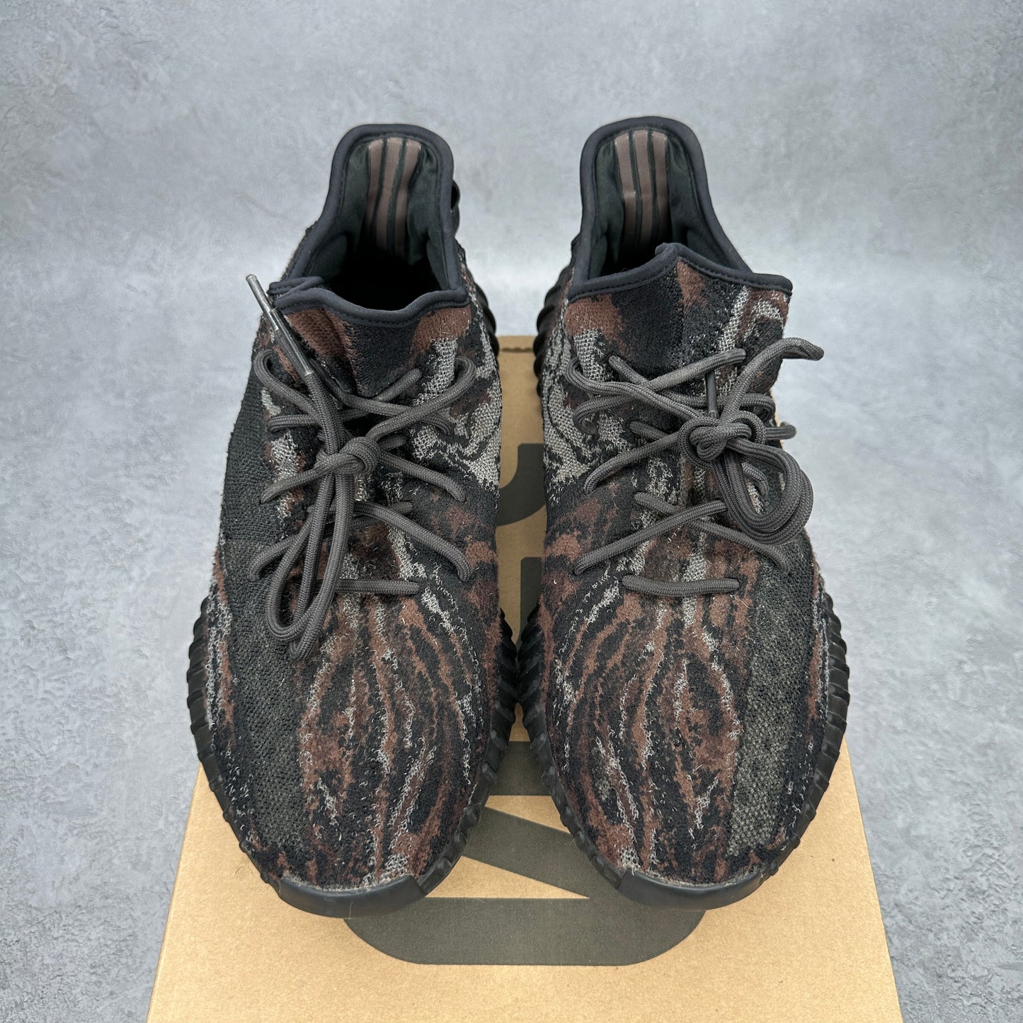 adidas Yeezy Boost 350 V2 MX Rock *pre-owned* SIZE 13