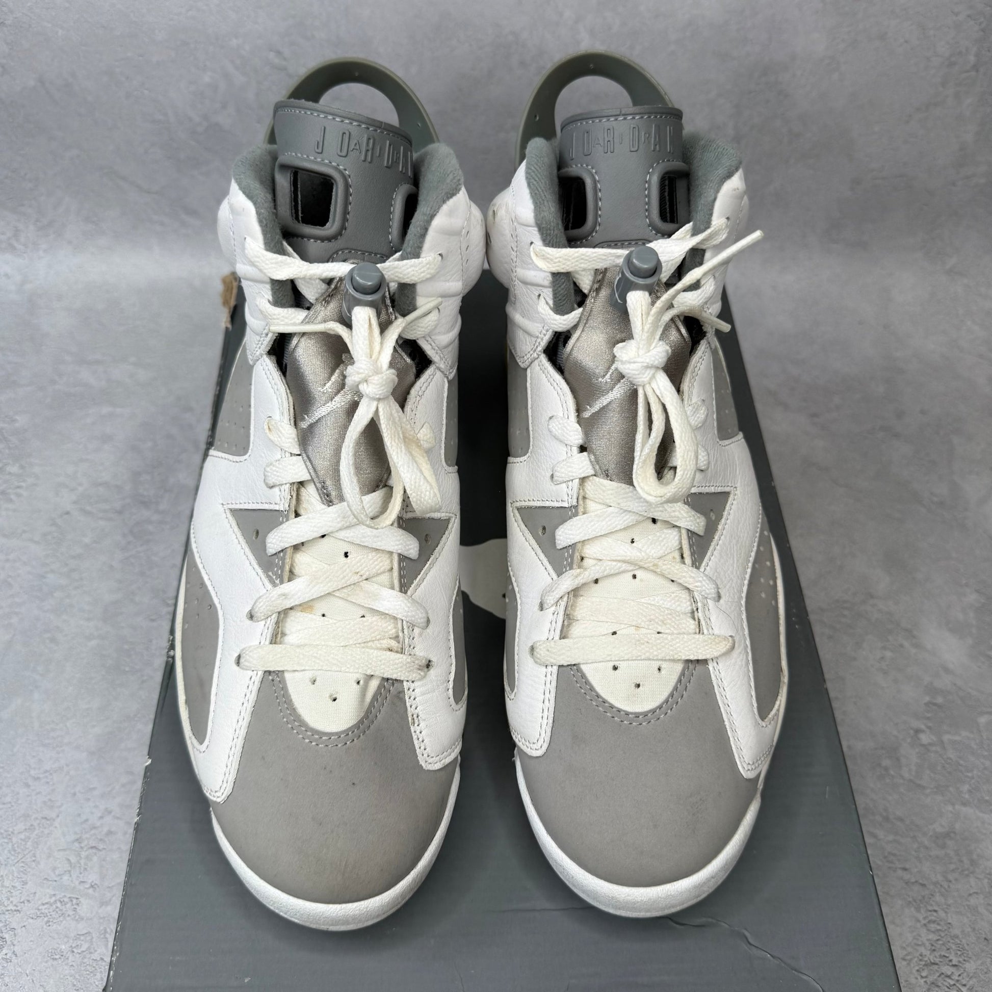 Jordan 6 Retro Cool Grey *pre - owned* SIZE 9 - Kicks Collective PA - Jordan - CT8529-100 - Men's Shoes - 9M/10.5W - Pre - Owned