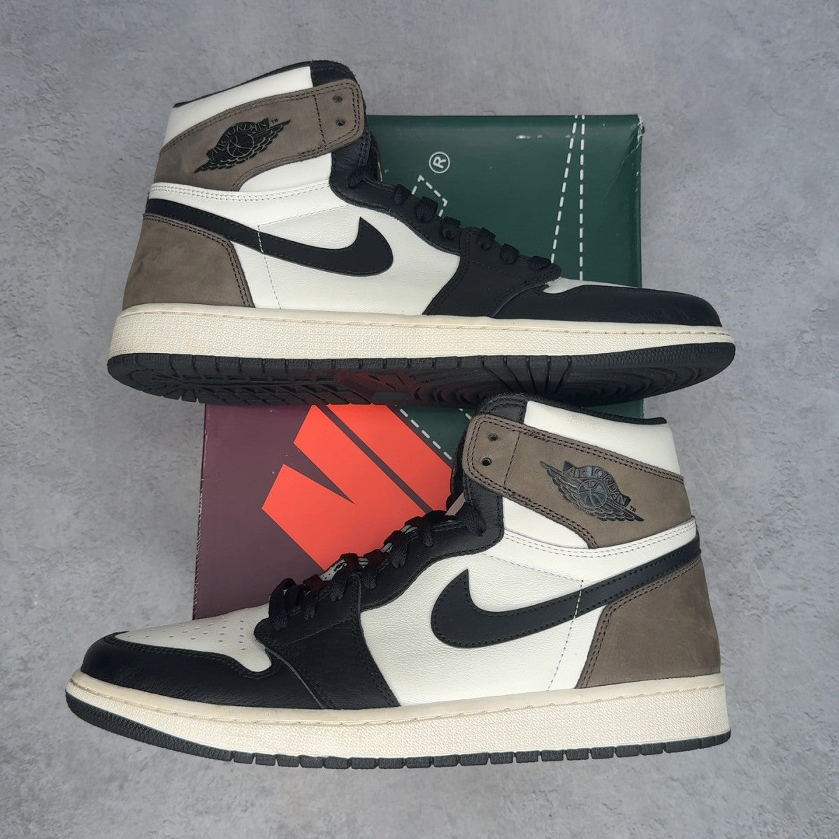 Jordan 1 Retro High Dark Mocha 12 (Pre-Owned) - Image 1