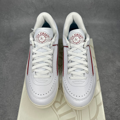 Jordan 2 Retro Low NC to Chi (Women's) *pre-owned* SIZE 9M/10.5M