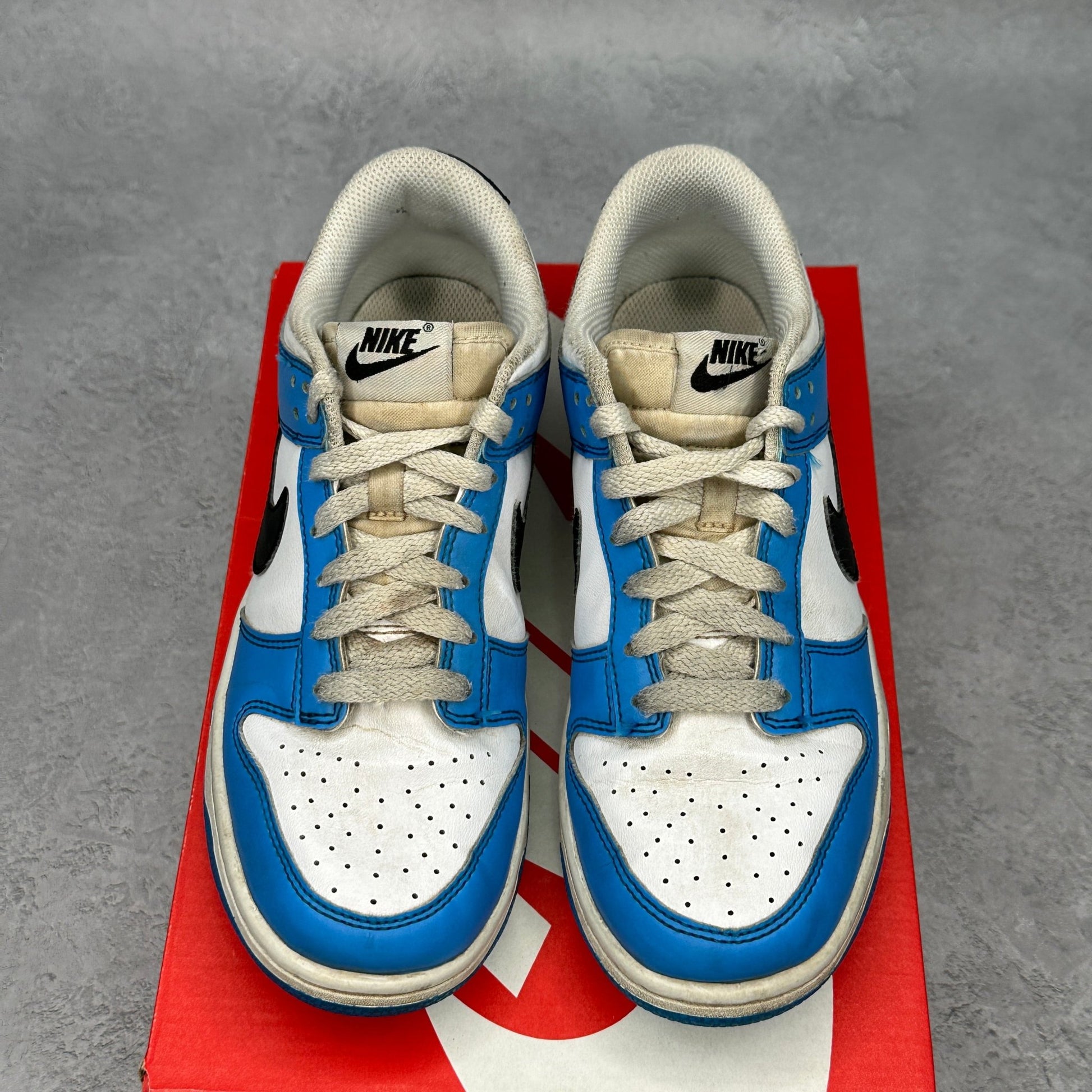 Nike Dunk Low Photo Blue (GS) *pre - owned* SIZE 6Y - Kicks Collective PA - Nike - FV7021 - 400 - Kid's Shoes - 6Y - Pre - Owned
