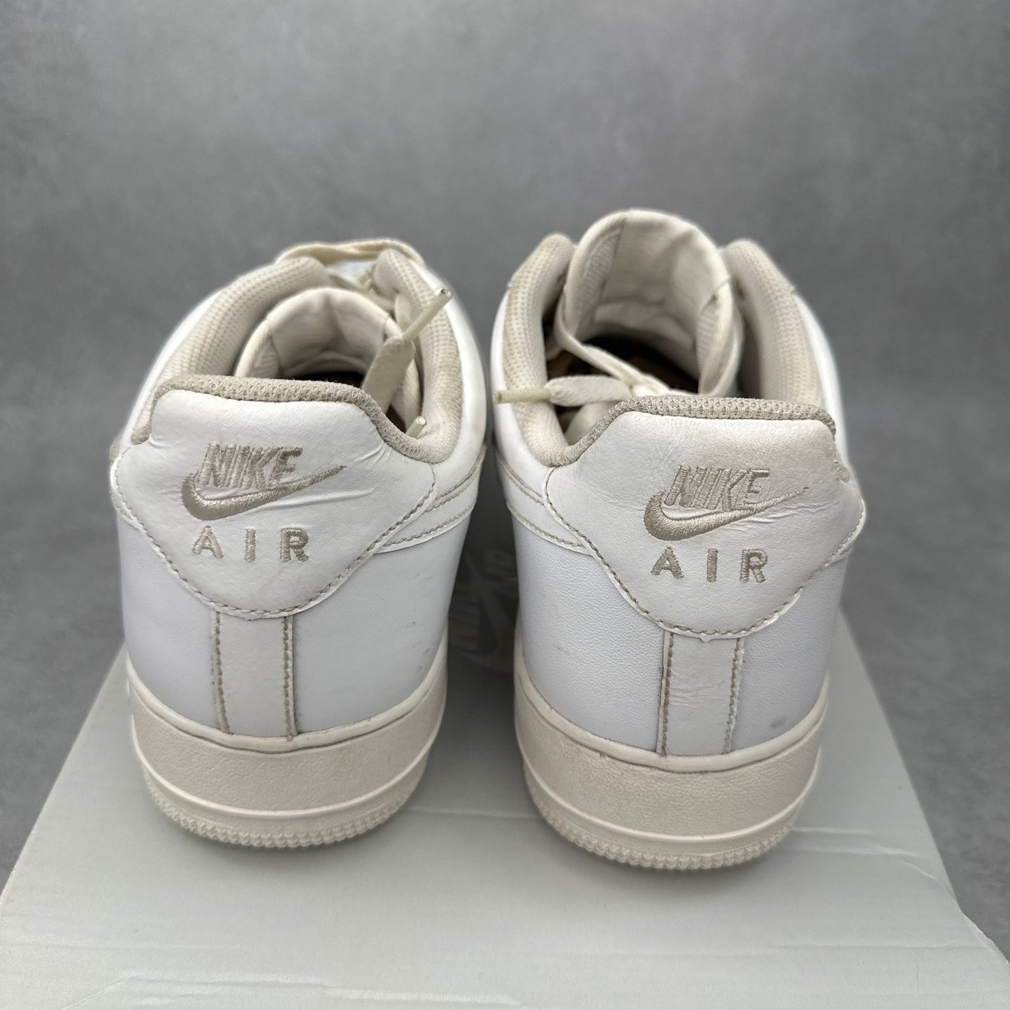 Nike Air Force 1 Low '07 White *pre - owned* SIZE 10 - Kicks Collective PA - Nike - 315122-111/CW2288-111 - Men's Shoes - 10M/11.5W - Pre - Owned