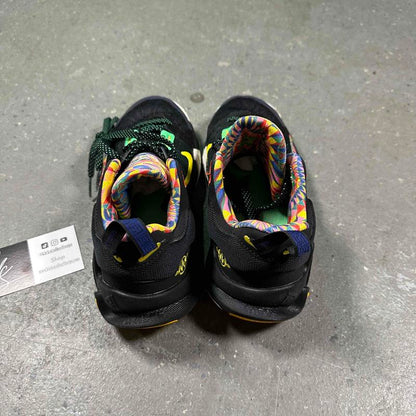 Nike Giannis Immortality 2 Kaleidoscope (GS) *pre-owned* SIZE 5.5Y