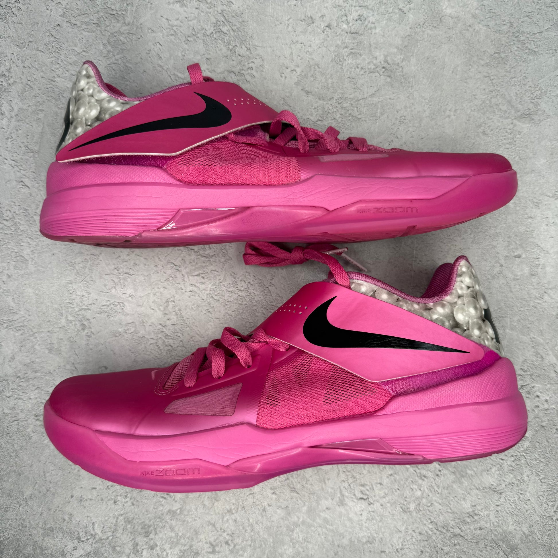 Nike KD 4 Aunt Pearl (2024) *pre-owned* SIZE 11