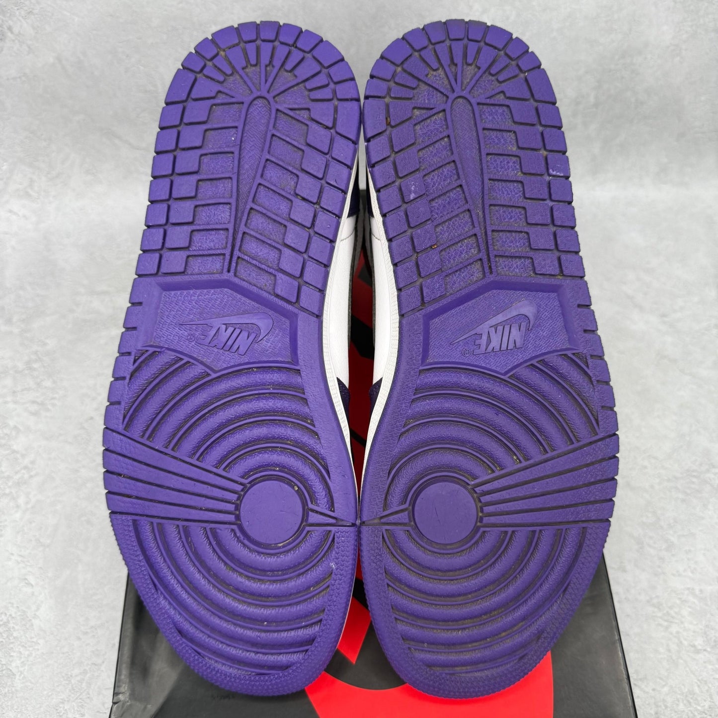 Jordan 1 Retro High Court Purple White *pre - owned* SIZE 10 - Kicks Collective PA - Jordan - 555088-500 - Men's Shoes - 10M/11.5W - Pre - Owned