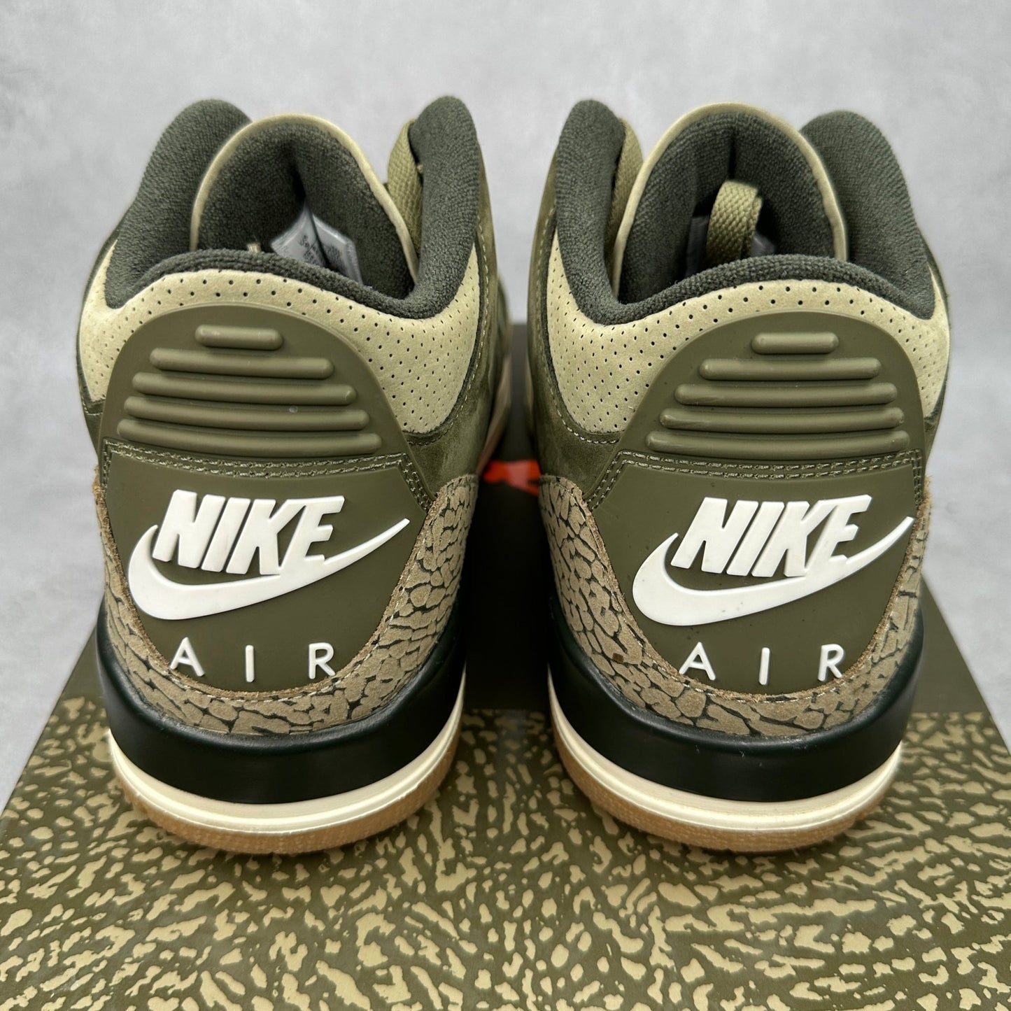 Jordan 3 Retro Family Affair *pre - owned* SIZE 9 - Kicks Collective PA - Jordan - DN3707-202 - Men's Shoes - 9M/10.5W - Pre - Owned