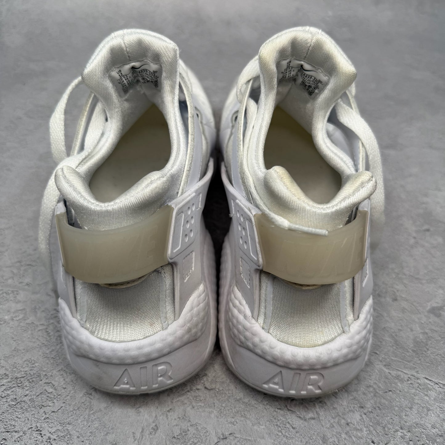 Nike Air Huarache White Pure Platinum (2021) *pre - owned* SIZE 12 - Kicks Collective PA - Nike - DD1068 - 102 - Men's Shoes - 12M/13.5W - Pre - Owned
