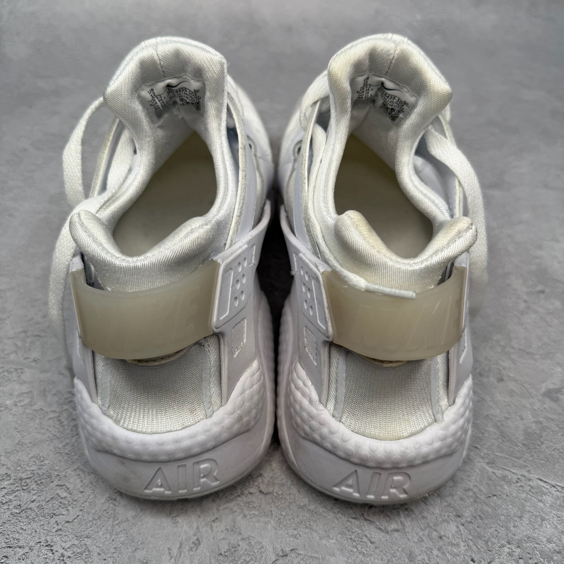Nike Air Huarache White Pure Platinum (2021) *pre - owned* SIZE 12 - Kicks Collective PA - Nike - DD1068 - 102 - Men's Shoes - 12M/13.5W - Pre - Owned